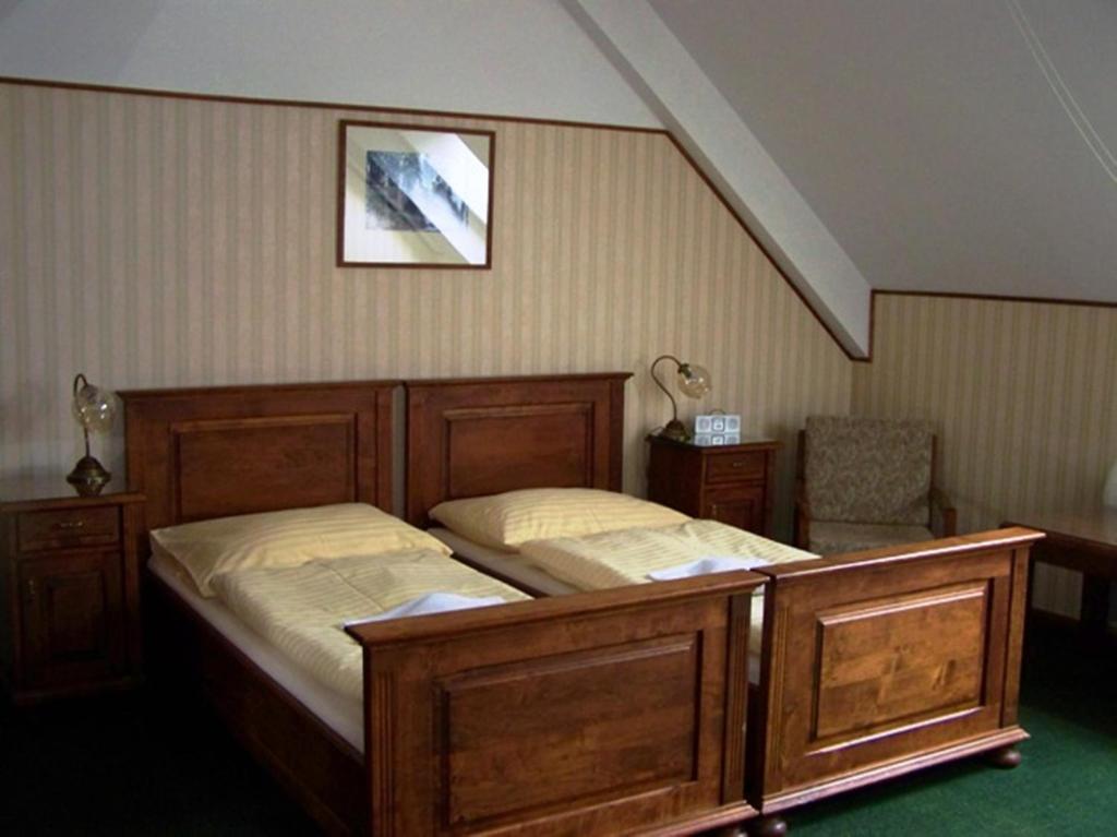 Hotel Pariz Jičín Værelse billede
