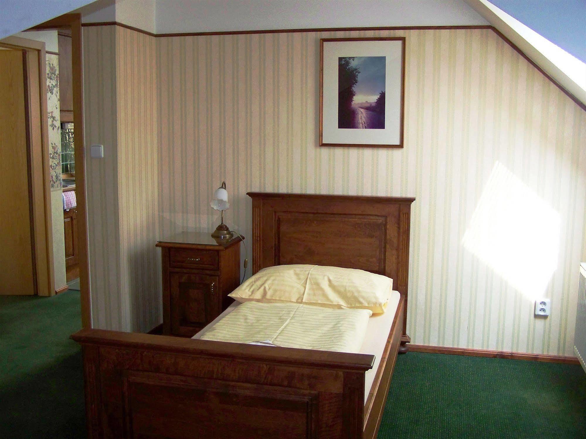 Hotel Pariz Jičín Eksteriør billede