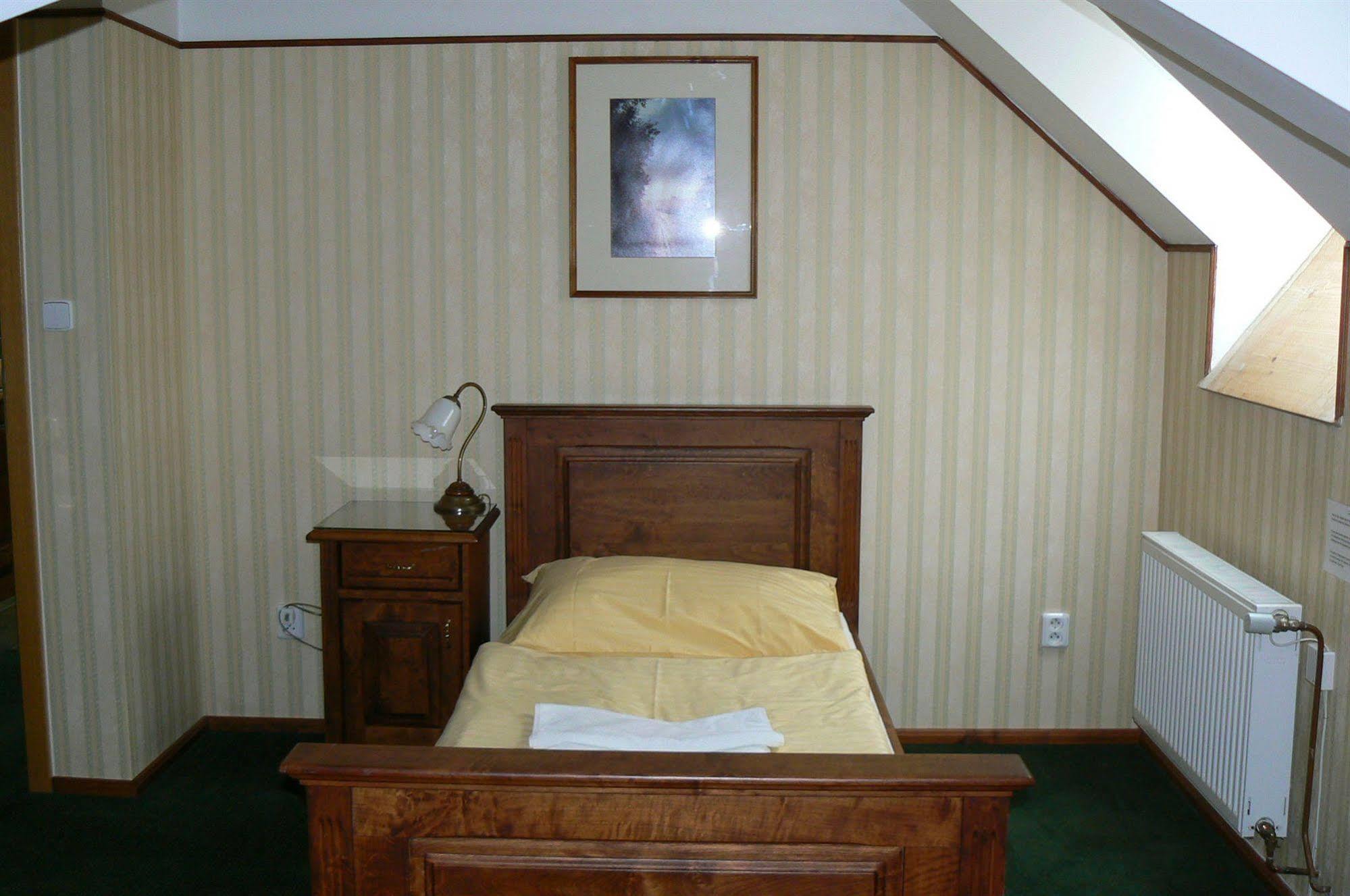Hotel Pariz Jičín Eksteriør billede
